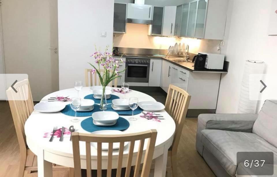 Astoria Metro Apartment Будапеща Екстериор снимка